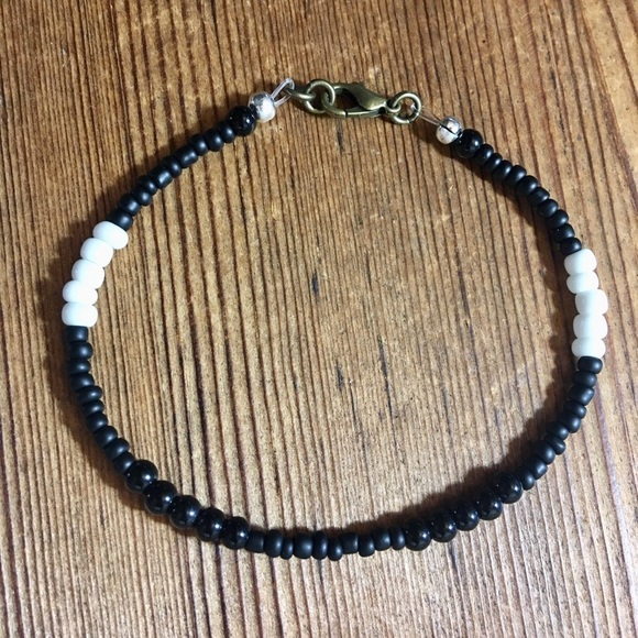 Men's White / Black Beaded 8 Inch Bracelet/Handmade Men's Bracelet/Men's Jewelry - Picture 3 of 6